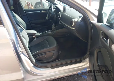 2016 Audi A3 1.8T Premium z USA, uszkodzony, nr VIN WAUA7GFF2G1056995